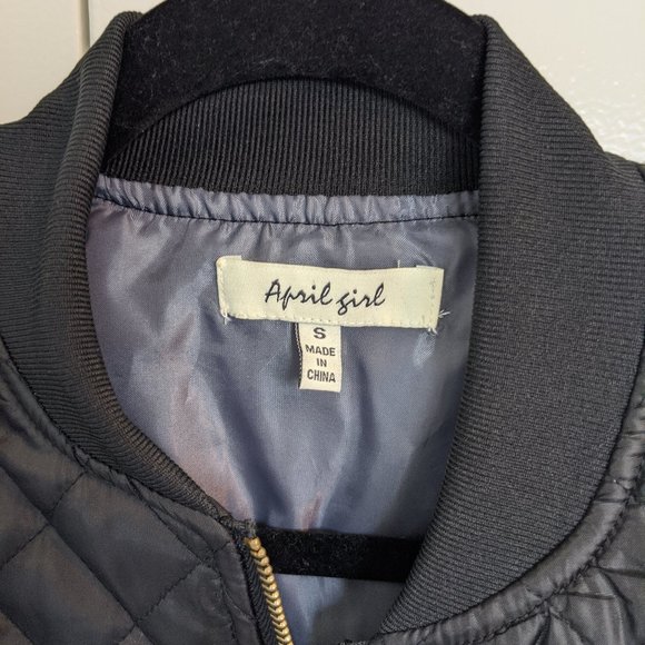 Black quilted bomber jacket - Picture 4 of 5